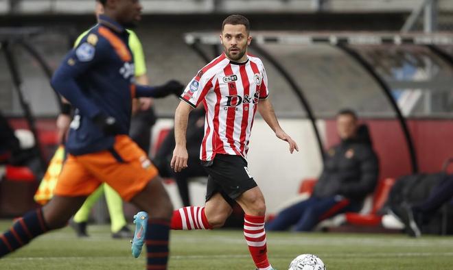 甚至连站稳 甚至连站稳