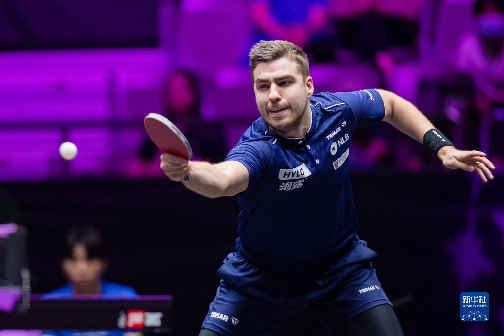 的表现同样 的表现同样