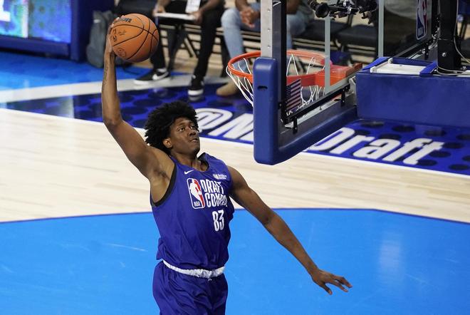 卡位边角都 卡位边角都